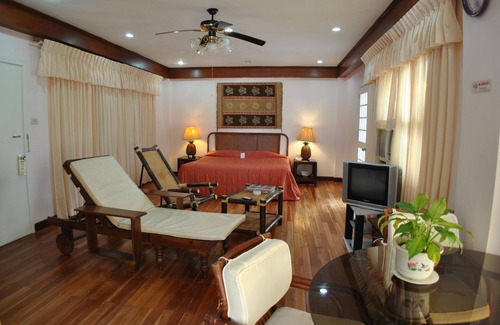 Manoc-Manoc Complejo | Surfside Boracay Resort