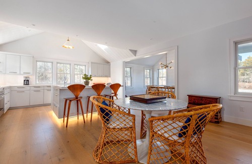 Surfside Casa | Surfside Oasis with Pool, Spa & Pickleball
