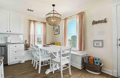 Surfside Beach Casa | 🌴Surfside Paradise #5-Amazing views, lift, EV chg🌴