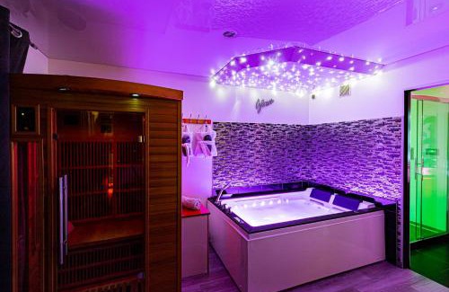 Faubourg-Raines Apartamento | Surprise love, Mariage, fiançailles & Netflix & Park