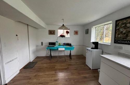 Surrey Casa | Surrey central house