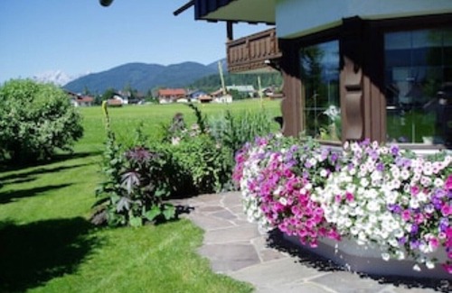 Wallgau Apartamento | Surrounded by meadows, panoramic view, sunny balconies, quiet central location