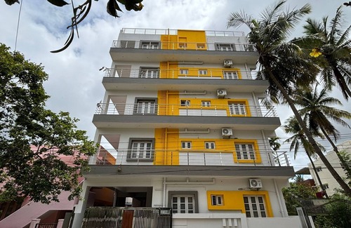 Kuvempu Nagara Apartamento | Surya-Atharva Suites