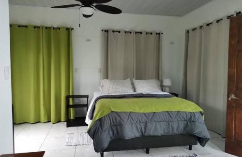 Bahía Drake Apartamento | Susan Bungalow#1 Bahía Drake, Corcovado Familia Amaya