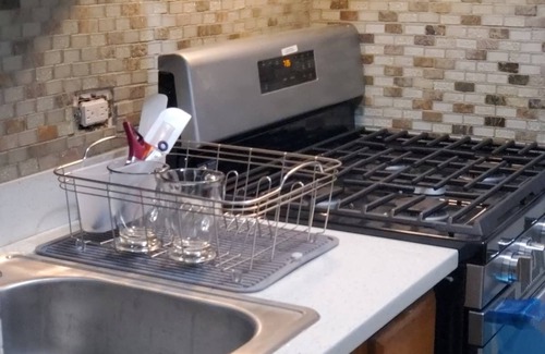 Queens Casa | SUSANNA'S SUITE SPOT'S 3 Bedrooms A