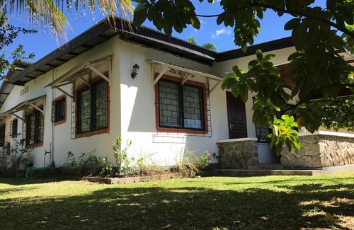 Beau Vallon Casa | Susara's Resident