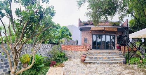 Quoc Oai Casa | Sushi House Homestay