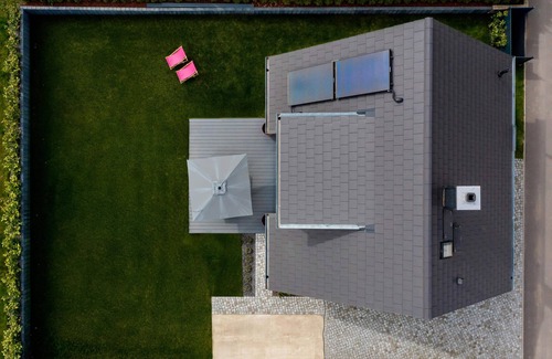Muritz Casa | Sustainable Duncan House with fireplace, 3 bedrooms with en-suite bathroom
