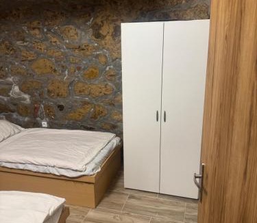 Mlada Boleslav Casa | Suterénní byt na Hejtmánce v Mladé Boleslavi u letiště