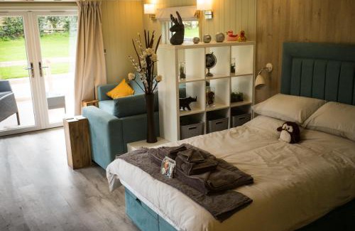 Bishop Sutton Casa | Sutton Cabins