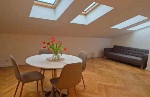 Old Town Apartamento | Suur-Karja Penthouse Apartment