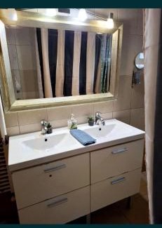 Otopeni Apartamento | Suveranul