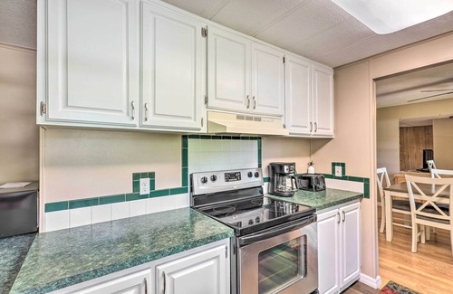 Branford Cabina | Suwannee Riverfront Home: Grill, Near Springs