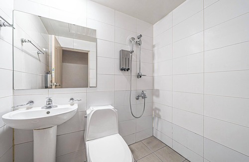 Paldal-gu Hotel | Suwon Station E-got Hotel