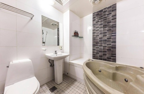 Beon 1-dong Hotel | Suyu H Hotel