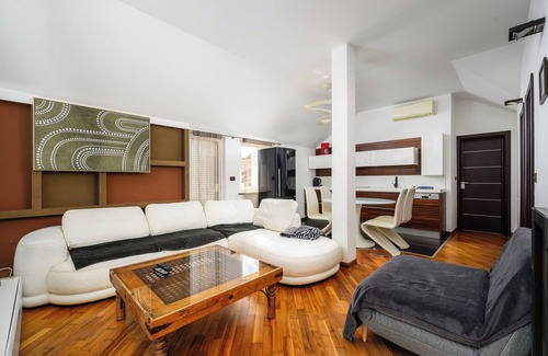 Katoro Apartamento | SUZY house with apartments / Suzy3 APARTMENT