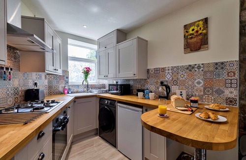High Peak Cabaña | Suzy's Cottage