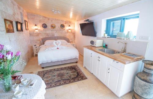 Bat Shlomo Apartamento | Svarzman suite