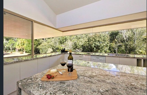 Deepwater Casa | SvenKi Beach - Waterfront luxury on 300 private acres
