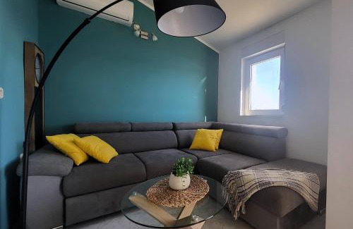 Municipality of Posedarje Apartamento | Sveti Duh Apartment Seaview