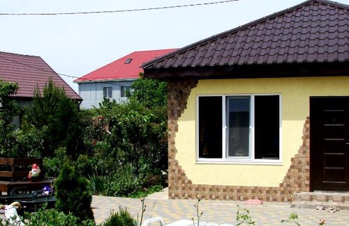 Molodizhne Casa | Svitoch