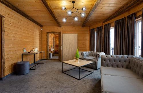 Polyanytsya Hotel | SVOI Hotel