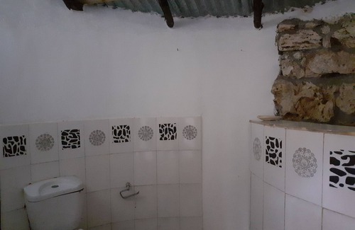 Wete Cabina | Swahili Divers & Gecko Nature Lodge