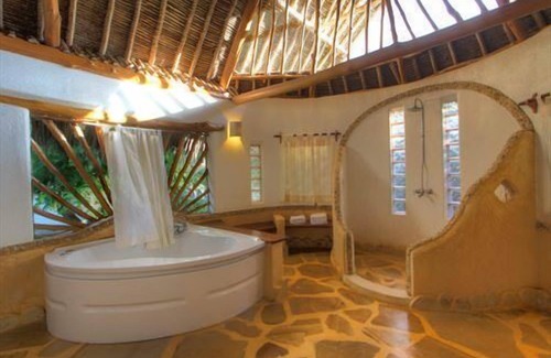 Tiwi Casa | Swahili House