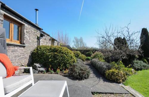 Trelil Casa | Swallow Barn