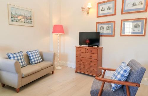 Cheltenham Casa | Swallow Studio