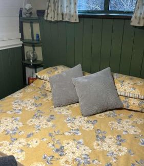 North Perrott Otro | Swallowfield Glamping-The Last Stop