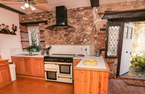Ebford Cabaña | SWALLOWS NEST AT MAGNOLIA LAKE, family friendly in Dawlish