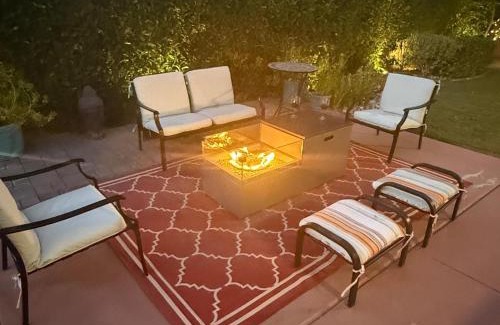 Palm Springs Casa | Swan House