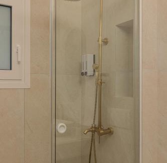 Ioannina Apartamento | Swan Lake