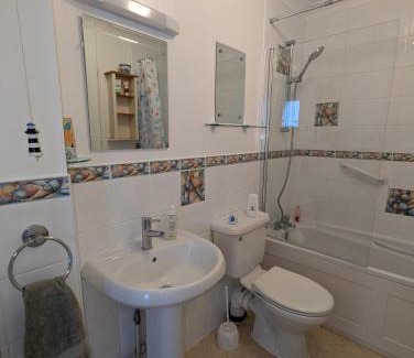 Swanage Apartamento | SWANAGE WELL PRESENTED 2 BEDROOM APARTMENT CLOSE to BEACH