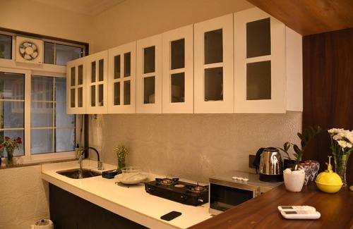 Santacruz West Apartamento | Swank at 11 1BHK Apartment, Khar West