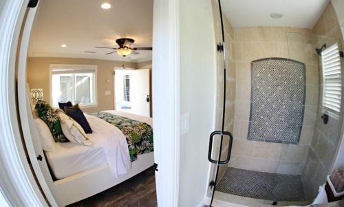 Hermosa Village Casa | Swanky 5 bedroom 45 bath home (3 Master Suites)