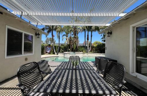 Hermosa Village Casa | Swanky 5 bedroom 45 bath home (3 Master Suites)