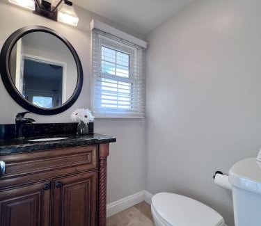 Hermosa Village Casa | Swanky 5 bedroom 45 bath home (3 Master Suites)