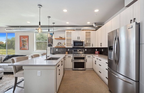 Old Town North Casa | Swanky Townhome Near Old Town, Breweries and River