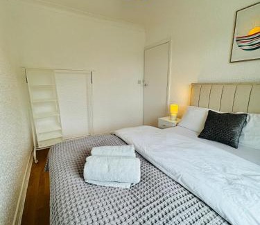 Harborne Casa | Swanky2bedRetreatNearHarborne