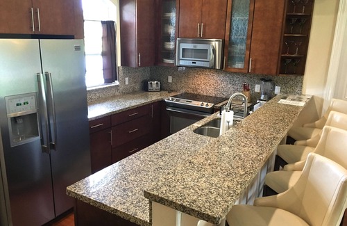 Lake Worth Casa | Swans Nest West - Moderno y privado, piscina climatizada, 3 habitaciones