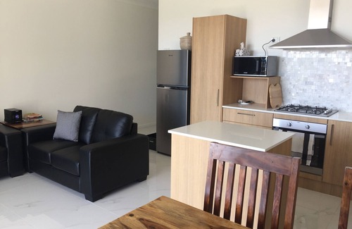 Swansea Casa | Swansea Lakeside Sunsets son dos apartamentos, a orillas del lago Macquarie