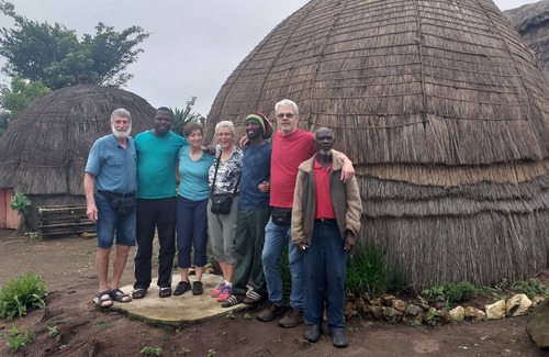 Kaphunga Cabina | Swazi Village Home Stay