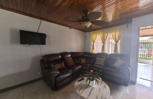 Alajuela Casa | Sweeeet Home Alajuela!