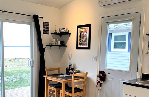 Wellington Cabaña | Barrido de Lake View Cottage en Twin Birch en el Condado de Prince Edward