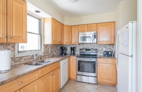 Townsend's Inlet Casa | Sweeping Ocean Views-Located in the quiet end of Sea Isle