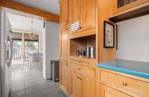 North Chatham Casa | Sweeping Views, 150 Yards to Private Beach!