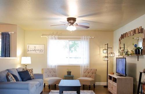 Redding Casa | Sweet 3 BR Home in South Redding