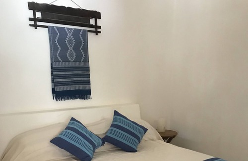 Santa María Colotepec Cabaña | Dulce y asequible casa de campo de 1 habitación, ideal para una pareja o soltero.